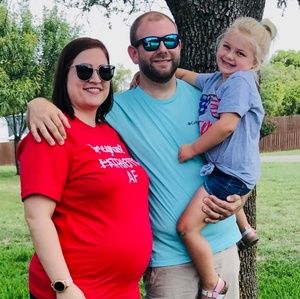 Meet  your Posher, Ashley